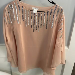 Venus blouse. Medium